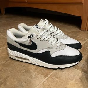 Nike Air Max 90/1 Obsidian Grey